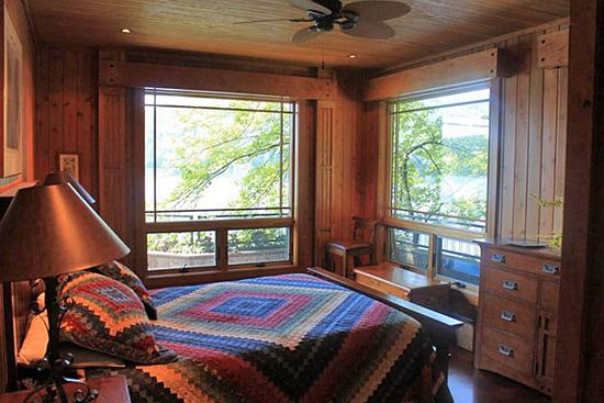 Lake Tahoma Gunn House Images